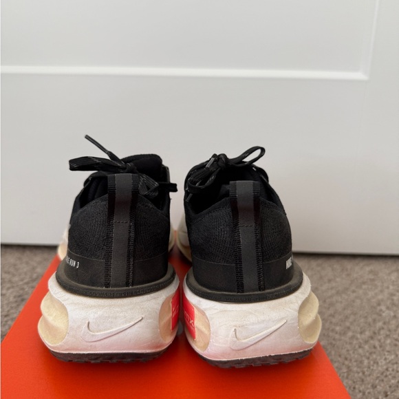 Nike Black Running Shoes - Invincible Run 3 - Picture 6 of 6